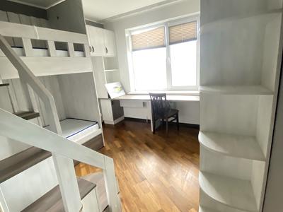 квартира за адресою Дніпровська набережна вул., 19-В