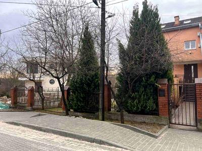 будинок за адресою с. Сокільники, Вишнева вул.