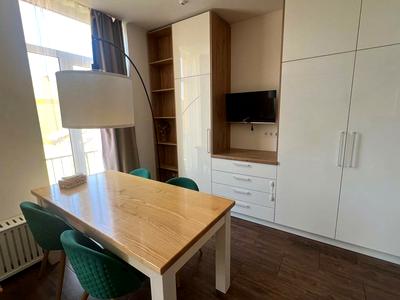 квартира за адресою Регенераторна вул., 4