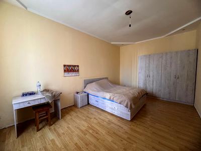 будинок за адресою Бернардацці вул. (Красних Зір), 5