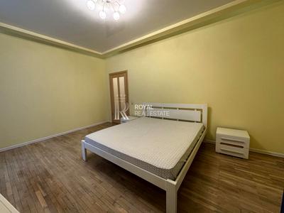 квартира за адресою Кловський узвіз, 9/2