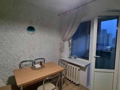 квартира за адресою Ревуцького вул., 18-А
