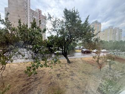 квартира по адресу Драгоманова, 11