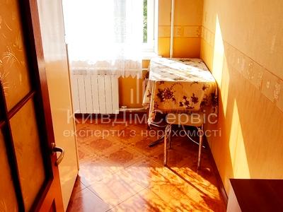 квартира за адресою Дарницький бульв., 15