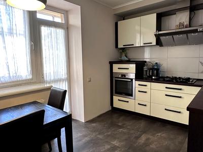 квартира за адресою Залізнична вул., 7-П