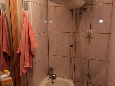 будинок за адресою 7 вишнева
