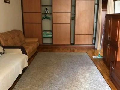 квартира за адресою Анни Ахматової вул., 30