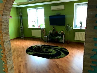 квартира за адресою Джорджа Вашингтона вул. (Батальна), 4б