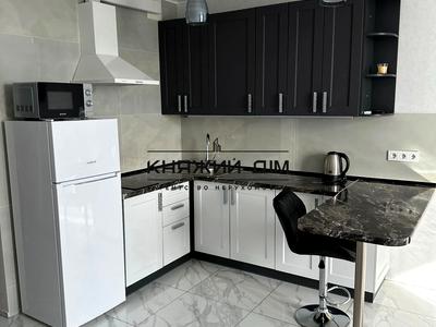 квартира за адресою Миколи Бажана просп., 17