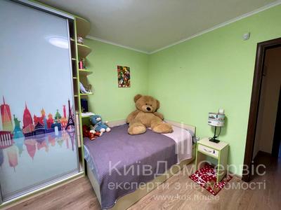 квартира за адресою Грушевського вул., 25