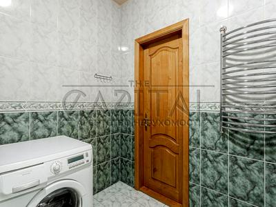 квартира за адресою Андрія Верхогляда вул. (Михайла Драгомирова), 4