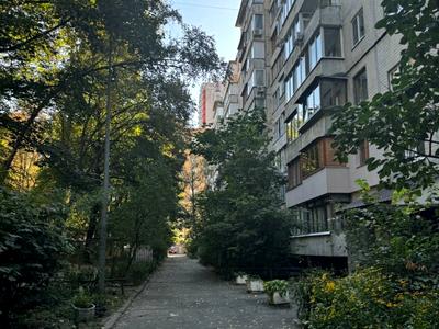 квартира за адресою Євгена Коновальця вул. (Щорса), 37