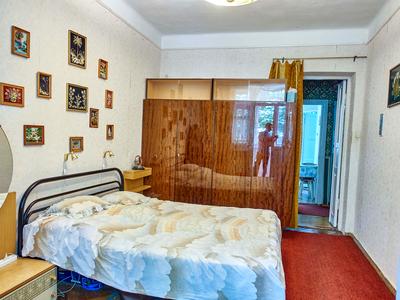 квартира за адресою Братська вул., 4