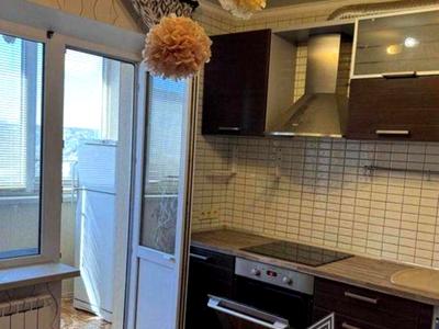 квартира за адресою Автозаводська вул., 81