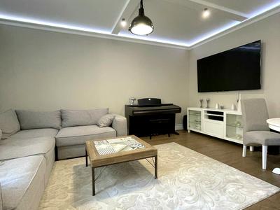 квартира за адресою Регенераторна вул., 4 к1-2