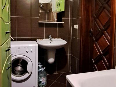 квартира за адресою Квітнева, 48
