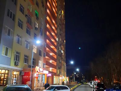 квартира за адресою Сім'ї Кульженків вул. (Петра Дегтяренка), 33