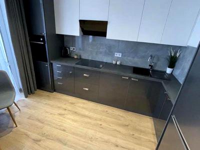 квартира за адресою Драгоманова вул., 10