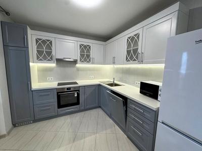 квартира за адресою Софії Русової вул., 7