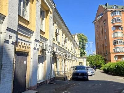 комерційна за адресою Івана Мазепи вул. (Січневого Повстання), 10