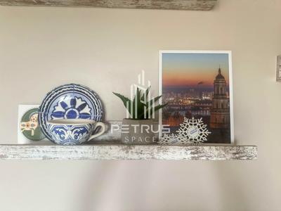 квартира за адресою Софії Русової вул., 3