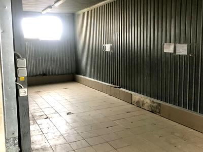 комерційна за адресою Центральна, 12