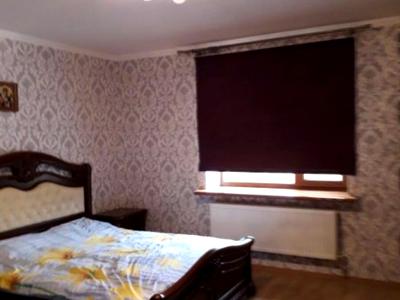 будинок за адресою Степана Бандери вул.