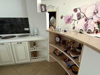 квартира за адресою Літературна вул., 1а