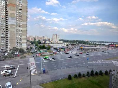 квартира за адресою Ревуцького вул., 40