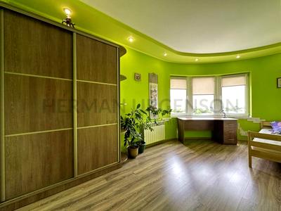 квартира за адресою Ігоря Сікорського вул., 16-А