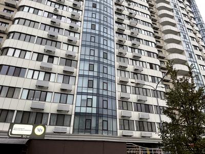комерційна за адресою Андрія Верхогляда вул. (Михайла Драгомирова), 2-А
