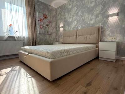 квартира за адресою Євгена Чикаленка вул. (Аржанова), 1