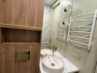 квартира по адресу Салютная ул., 2-Б