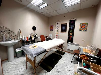 комерційна за адресою Богдана Хмельницького вул., 52