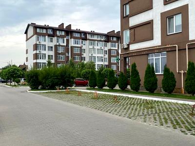 квартира за адресою Леоніда Каденюка вул., 18