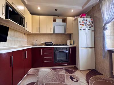 квартира за адресою Семафорна вул., 31