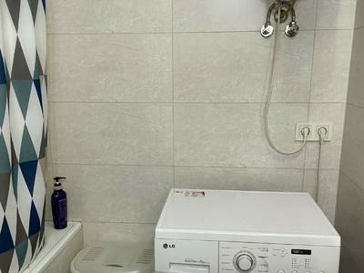 квартира за адресою Середня вул., 24