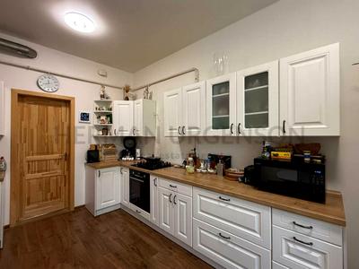 квартира за адресою Довженка, 6