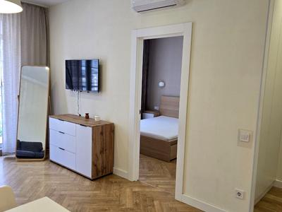 квартира за адресою Михайла Максимовича вул. (Онуфрія Трутенка), 28-Д