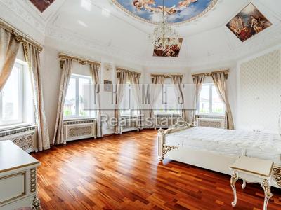 дом по адресу с. Гатное, Кленовая ул.