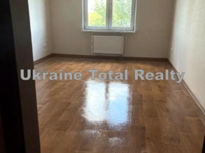квартира за адресою Ревуцького вул., 54