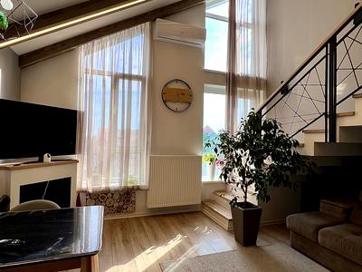 квартира за адресою Соборності, 17