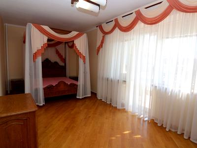 будинок за адресою Дніпровська вул., 44