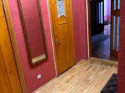 квартира по адресу Корнякта ул., 1