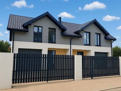 будинок за адресою с. Крихівці, Межева вул., 3