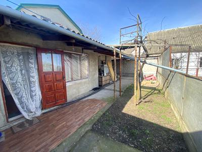 будинок за адресою Суворова, 1