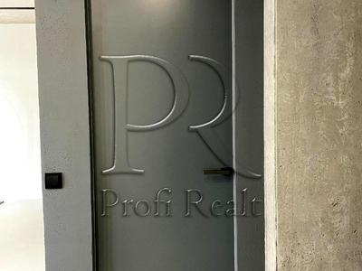 комерційна за адресою Соборна вул., 20