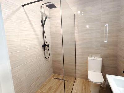 квартира за адресою Роксоляны, 63
