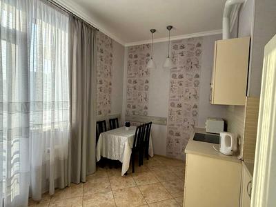 квартира за адресою Перлинна вул., 5