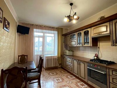 квартира по адресу Черкасская ул., 4